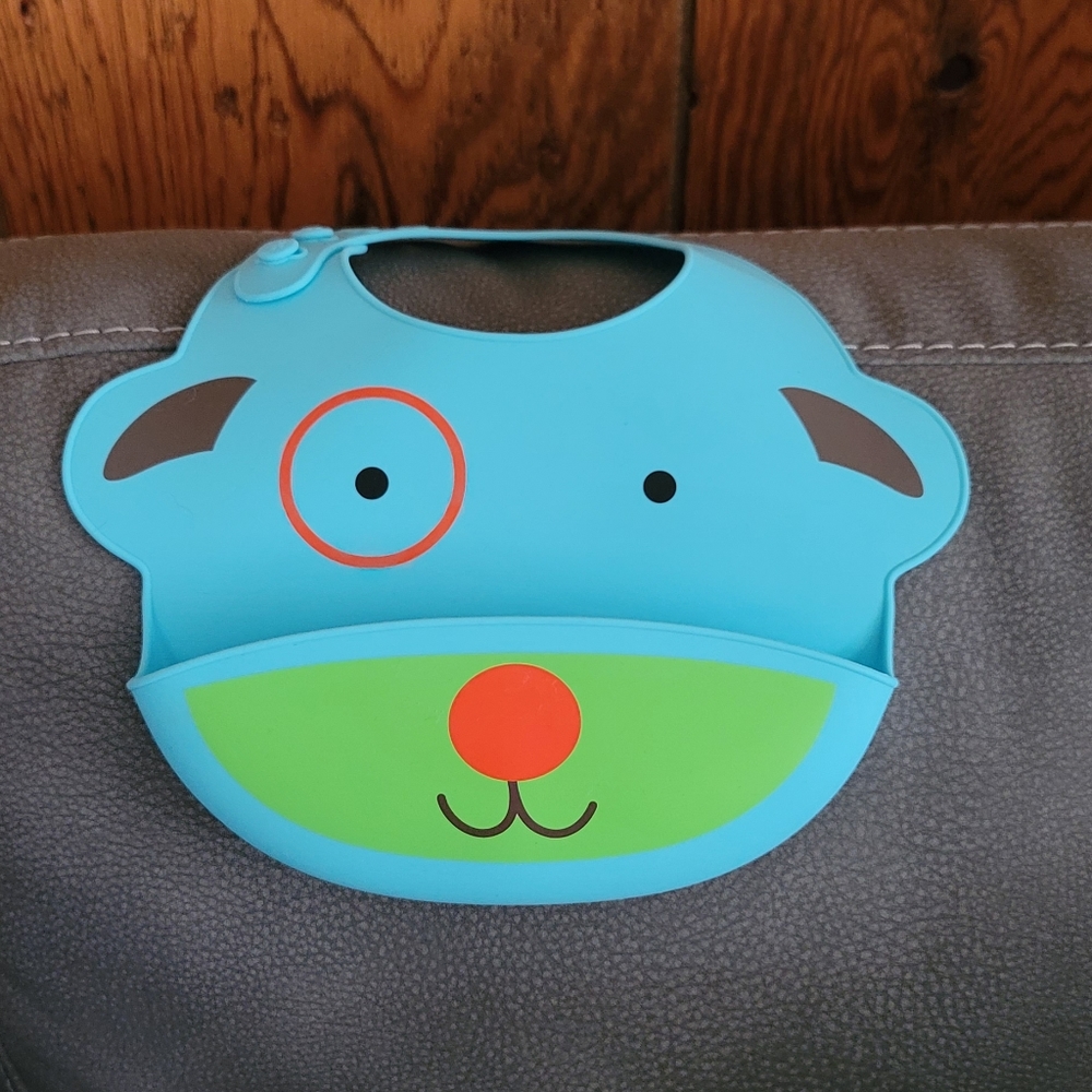 Skip Hop reusable bib